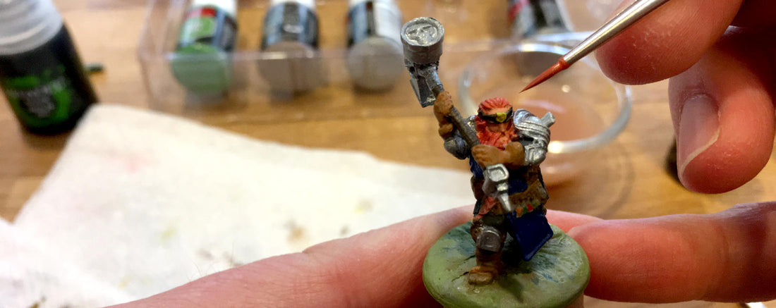 Painting tabletop RPG miniatures